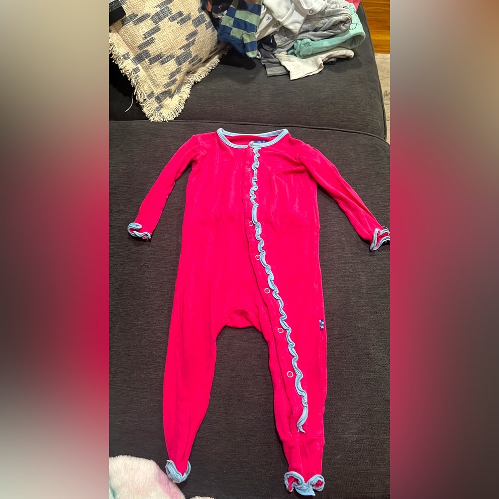 Kickee. 6-12 month. Footless